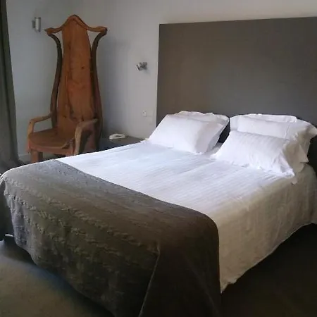 Relais De Moussidière Hotel 4*