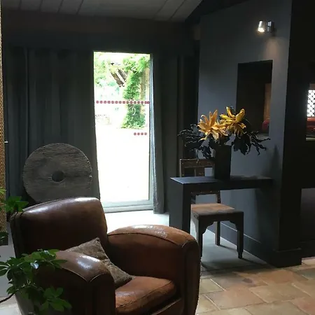 Relais De Moussidiere Hotel